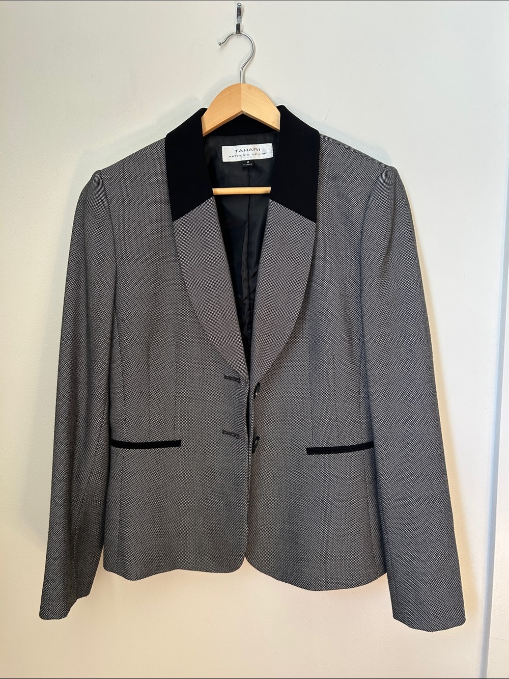 Tahari Black & White Blazer with Black Collar and Trim